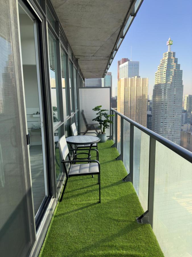 Luxury Downtown Toronto 2 Bedroom Suite With City And Lake Views And Free Parking Экстерьер фото