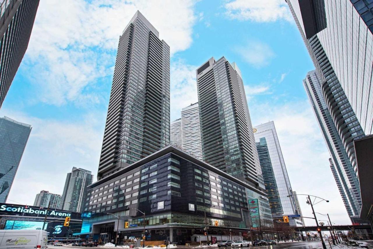 Luxury Downtown Toronto 2 Bedroom Suite With City And Lake Views And Free Parking Экстерьер фото